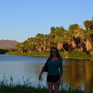 Meet your Posher, Dynise